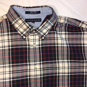 Men’s plaid xxl Tommy Hilfiger long sleeve shirt